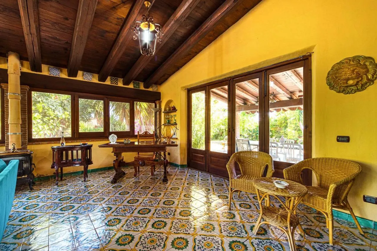 Villa Fratantoni Piana - Villa privata con accesso diretto alla spiaggia Caronia Marina