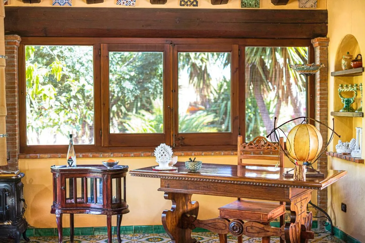 Villa Fratantoni Piana - Villa Privata Con Accesso Diretto Alla Spiaggia Caronia Marina 0*,
